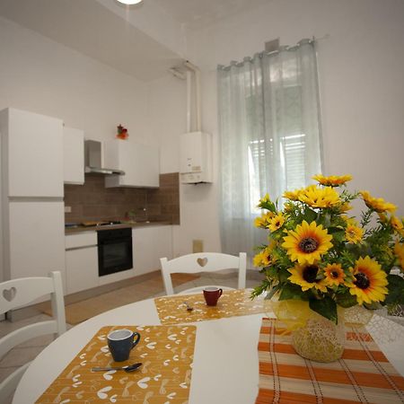 Casa Dea Daire Livorno Dış mekan fotoğraf